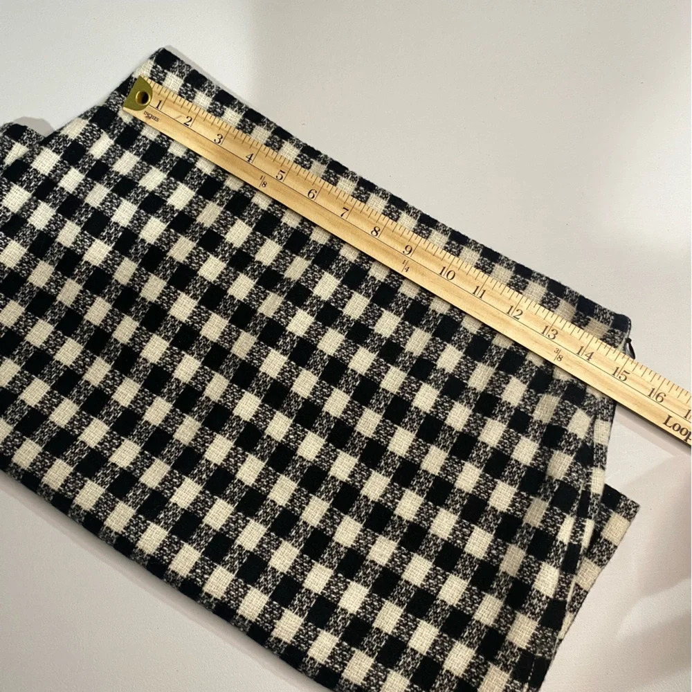 Talbots plaid Wool Blend skirt size 4 petite Buffalo Check Gingham Black & White - Picture 6 of 7